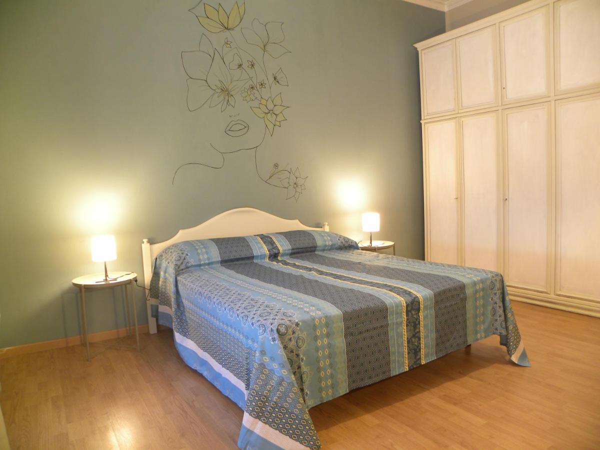 Casa Gorizia 63 Apartment คาตาเนีย ภายนอก รูปภาพ